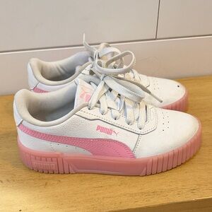 Puma Kids Sneakers in White and Pink